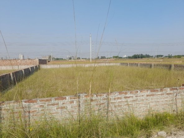 20 Katha North-South Corner Plot in Bashundhara N-Ext Block | Agamir Property